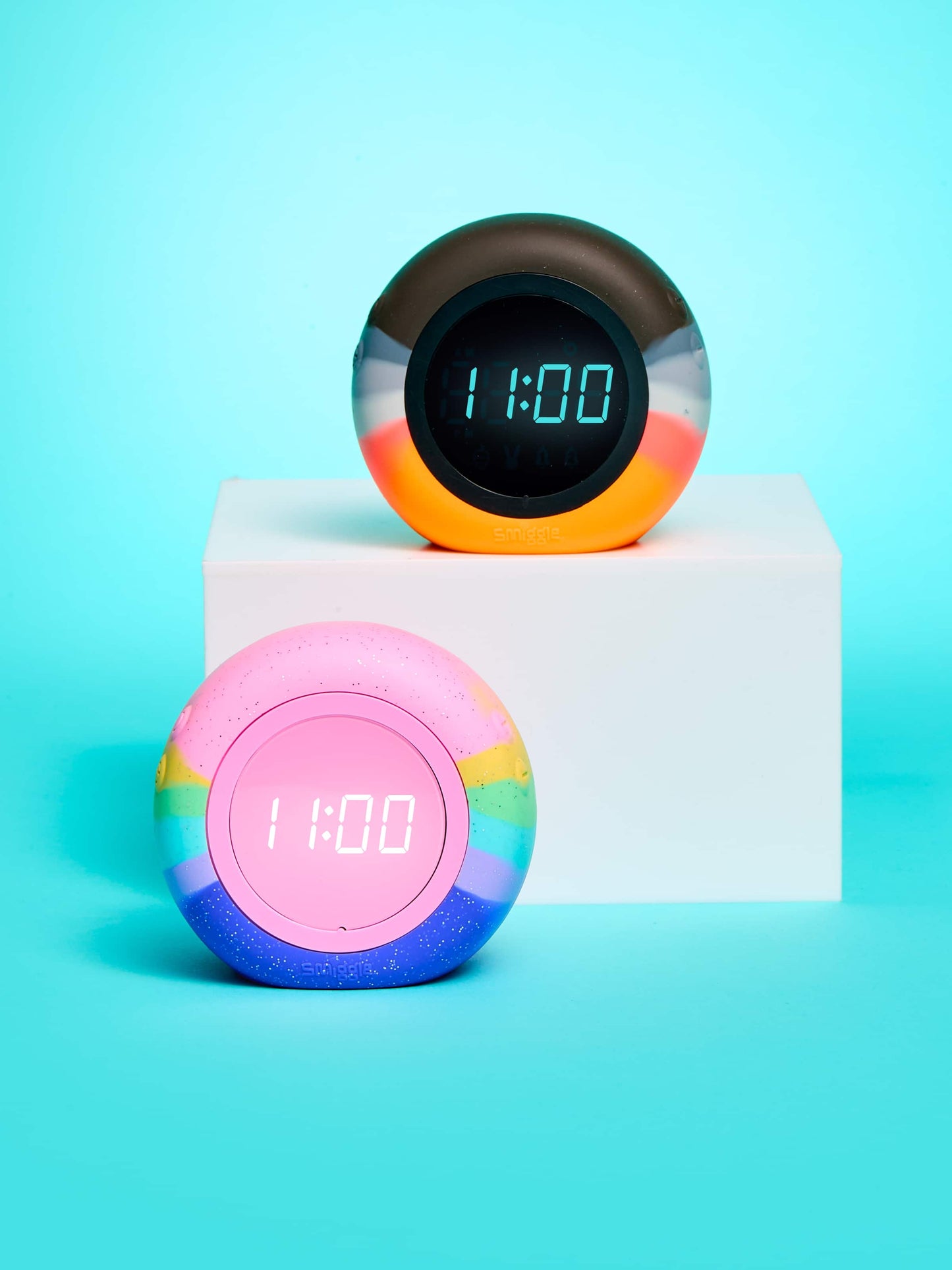 Smiggle - Round Digital Table Clock